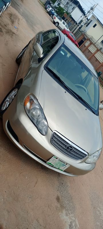 Thumbnail 3 of 2005 Toyota Corolla Le